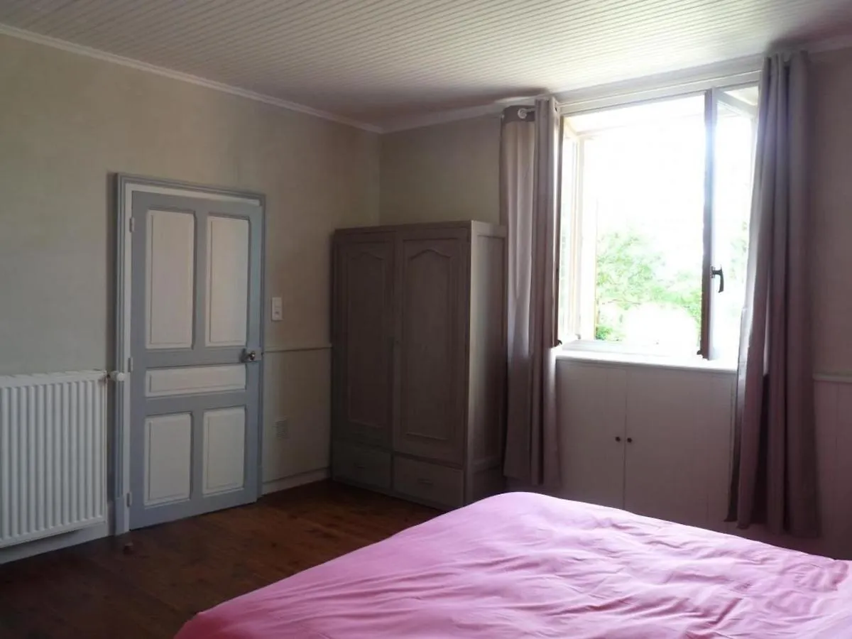 Holiday home Gite Authentique Avec Piscine Partagee, Jardin Et Wifi A Saint-Etienne-De-Vicq - Fr-1-489-275 France