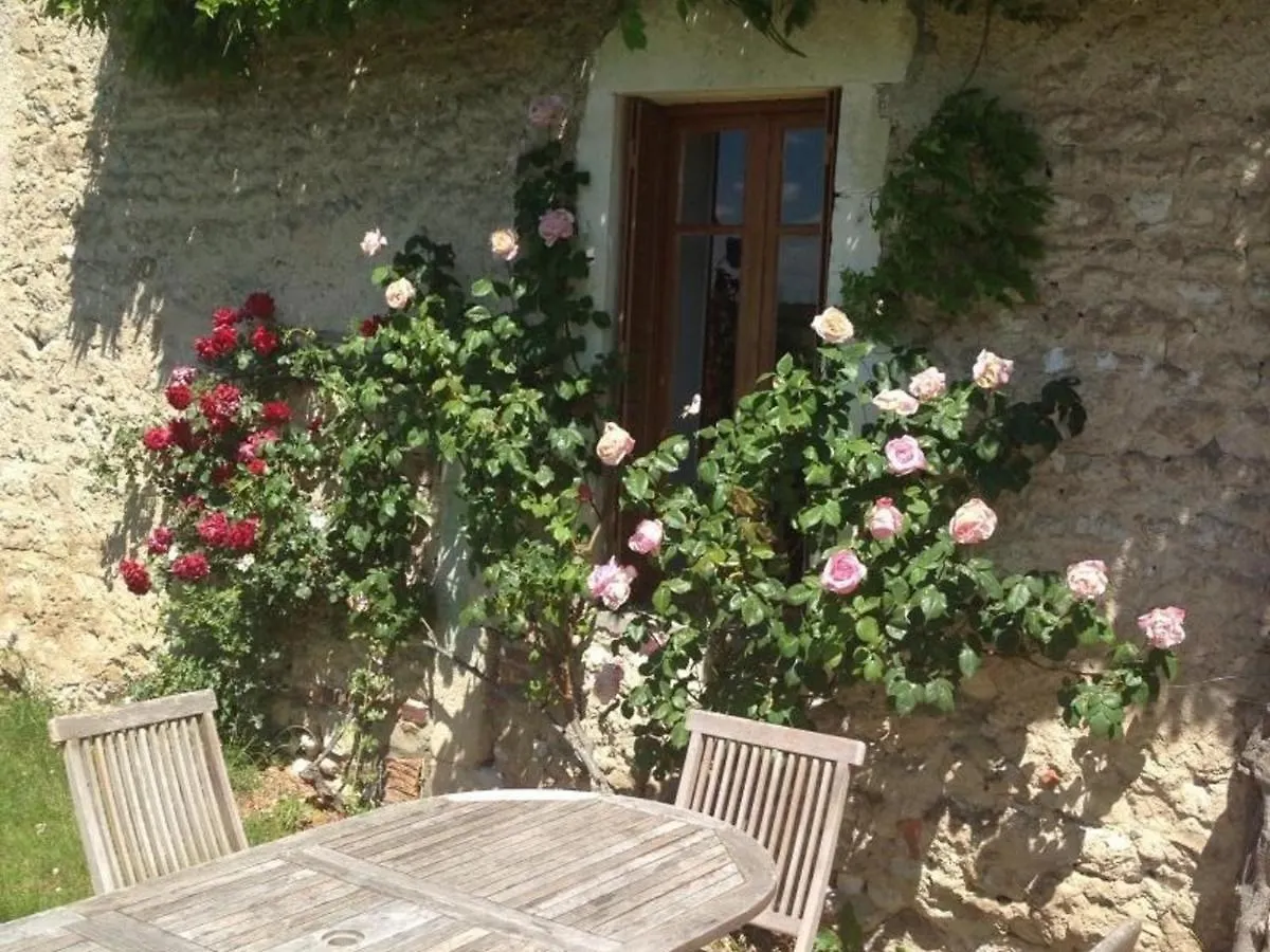Gite Authentique Avec Piscine Partagee, Jardin Et Wifi A Saint-Etienne-De-Vicq - Fr-1-489-275