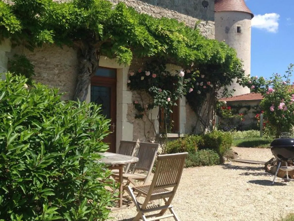 Gite Authentique Avec Piscine Partagee, Jardin Et Wifi A Saint-Etienne-De-Vicq - Fr-1-489-275